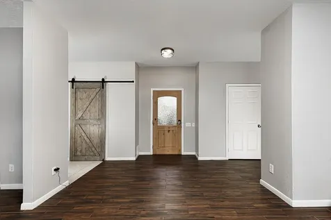44 Lake Forest Circle Conroe TX 77384