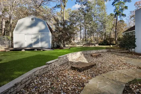 44 Lake Forest Circle Conroe TX 77384