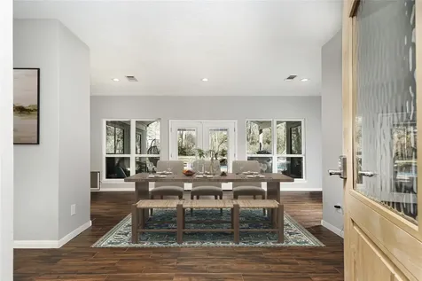 44 Lake Forest Circle Conroe TX 77384