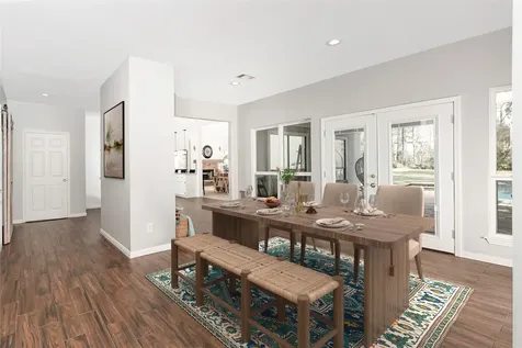 44 Lake Forest Circle Conroe TX 77384