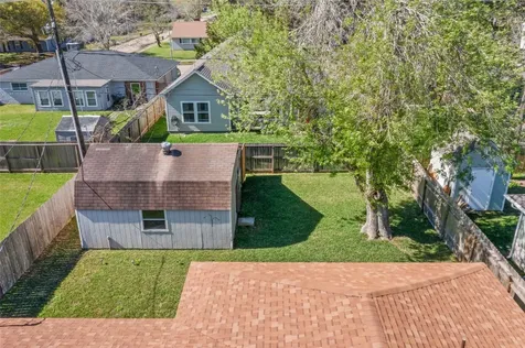 16806 David Glen Dr Drive Friendswood TX 77546