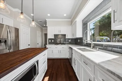2209 Summer Reef Drive League City TX 77573