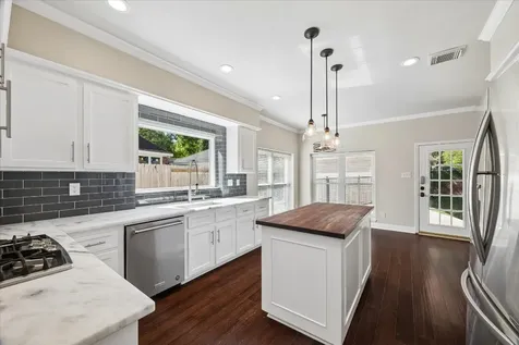 2209 Summer Reef Drive League City TX 77573