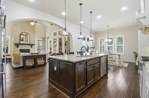 115 Sanibel Crest Place Montgomery TX 77316