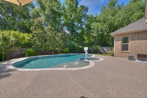 115 Sanibel Crest Place Montgomery TX 77316