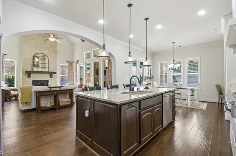 115 Sanibel Crest Place Montgomery TX 77316