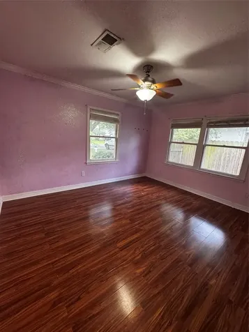 4535 Clermont Avenue Groves TX 77619