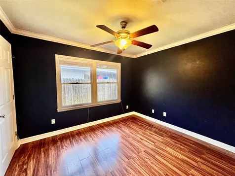 4535 Clermont Avenue Groves TX 77619