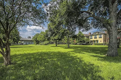 1137 W 24th Street A Houston TX 77008