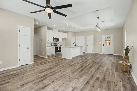 509 Milam Street Hearne TX 77859