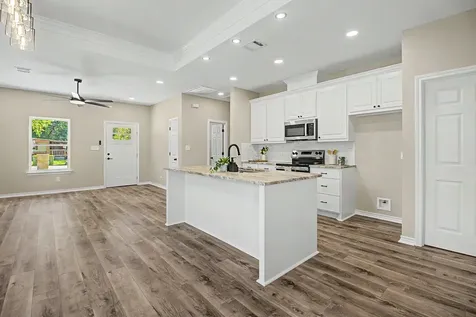 509 Milam Street Hearne TX 77859