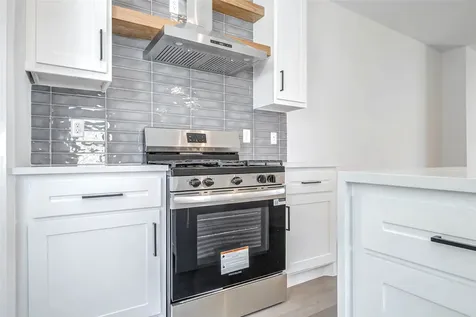 5638 Dolores Street Houston TX 77057