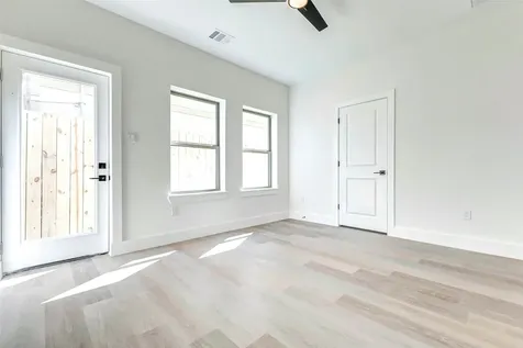 5638 Dolores Street Houston TX 77057