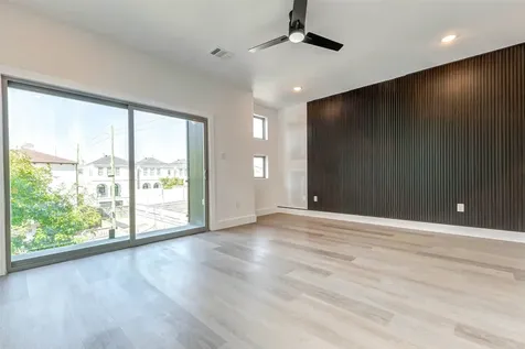 5638 Dolores Street Houston TX 77057