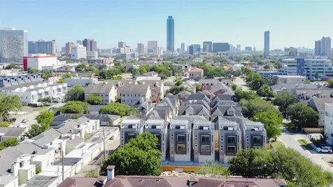 5638 Dolores Street Houston TX 77057