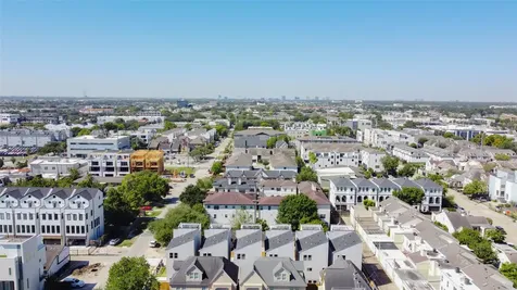 5638 Dolores Street Houston TX 77057