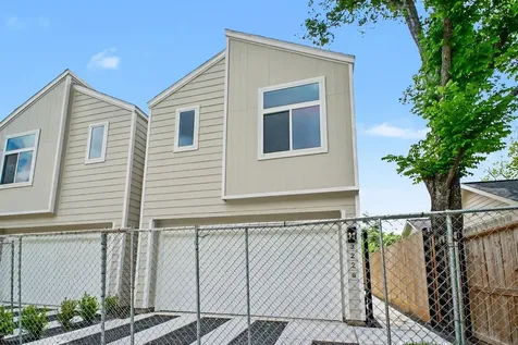 3226 Drew Street Houston TX 77004