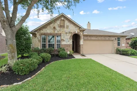 9997 Willow Falls Lane Brookshire TX 77423