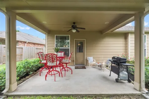 9997 Willow Falls Lane Brookshire TX 77423