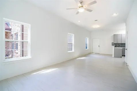 1515 Fairbanks Street Houston TX 77009