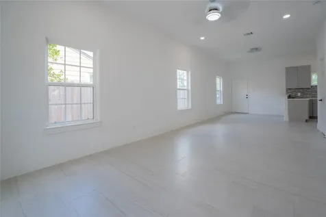 1515 Fairbanks Street Houston TX 77009