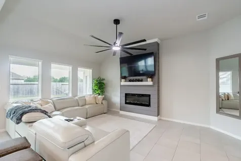 1842 Kenley Way Alvin TX 77511