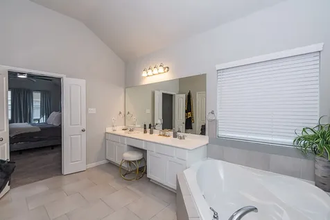 1842 Kenley Way Alvin TX 77511