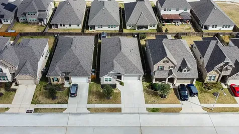 1842 Kenley Way Alvin TX 77511