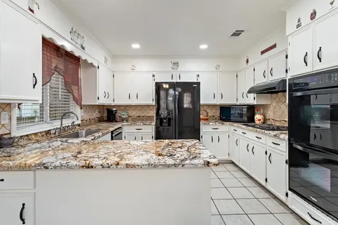 8249 Heartfield Lane Beaumont TX 77706