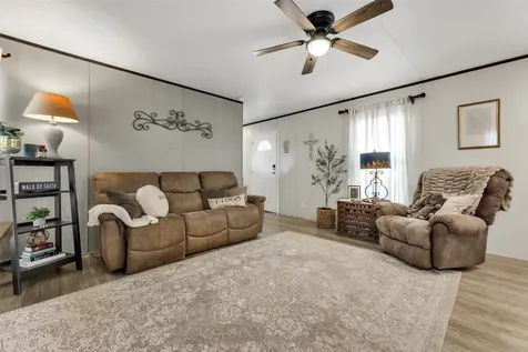 3133 Henderson Road Navasota TX 77868