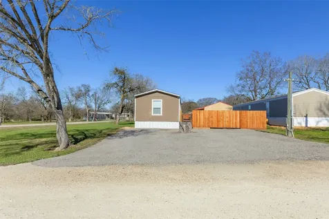 3133 Henderson Road Navasota TX 77868