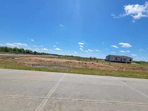 8121 Road 5837 Cleveland TX 77327