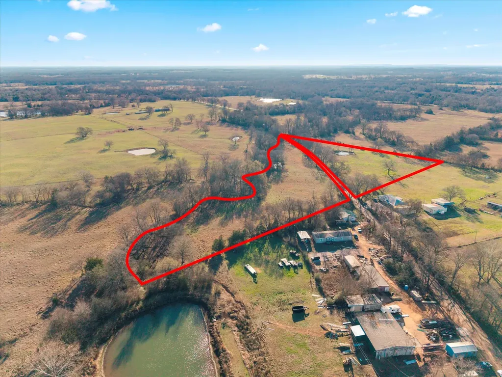 4315 County Road Cookville TX 75571
