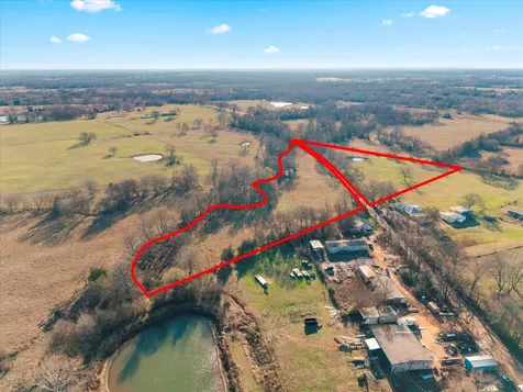 4315 County Road Cookville TX 75571