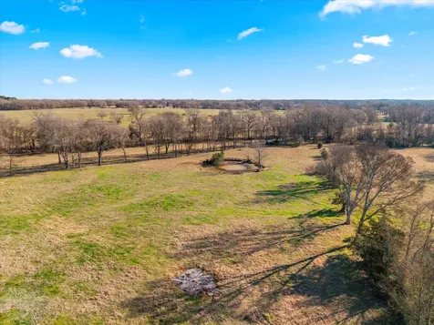 4315 County Road Cookville TX 75571