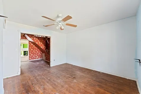 222 E Southland Avenue Alvin TX 77511