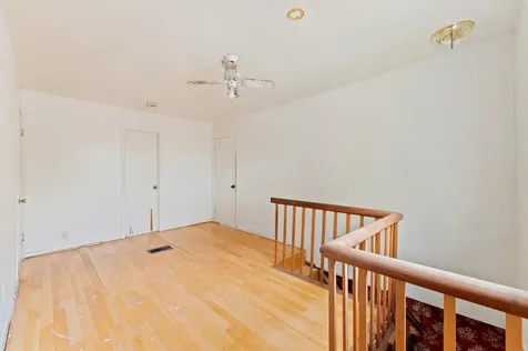 222 E Southland Avenue Alvin TX 77511