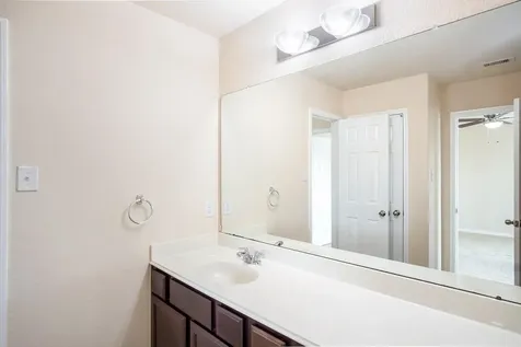 5215 Espuela Lane Baytown TX 77521