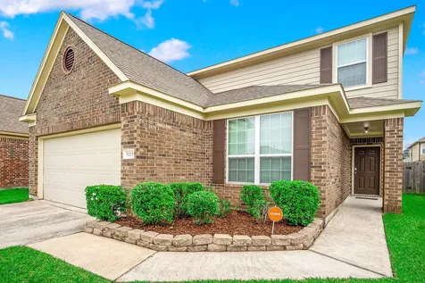 5215 Espuela Lane Baytown TX 77521