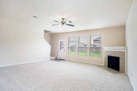 5215 Espuela Lane Baytown TX 77521