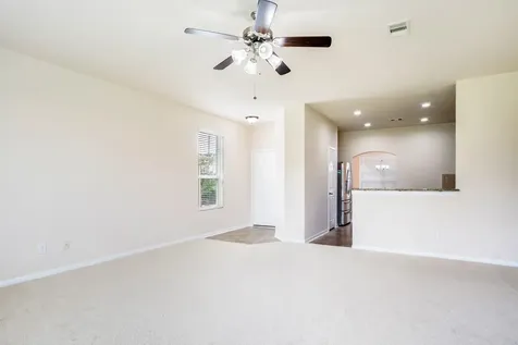 5215 Espuela Lane Baytown TX 77521