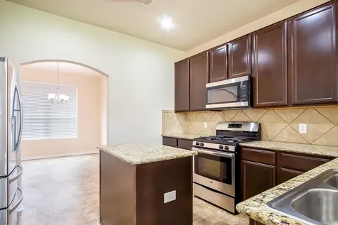 5215 Espuela Lane Baytown TX 77521