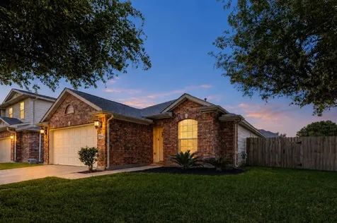 7039 Primrose Road Baytown TX 77521