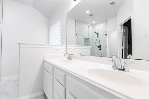 7039 Primrose Road Baytown TX 77521