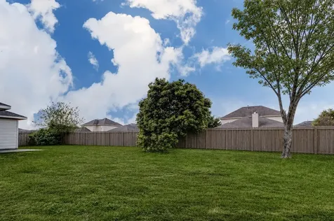 7039 Primrose Road Baytown TX 77521