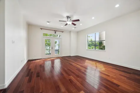 415 Tuam Street Houston TX 77006