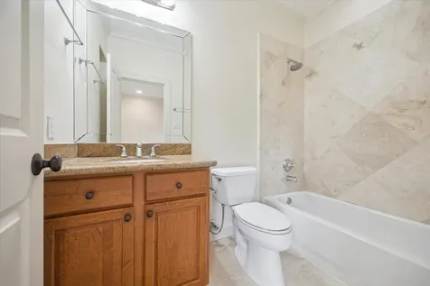 415 Tuam Street Houston TX 77006