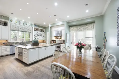 3653 Inverness Drive Houston TX 77019