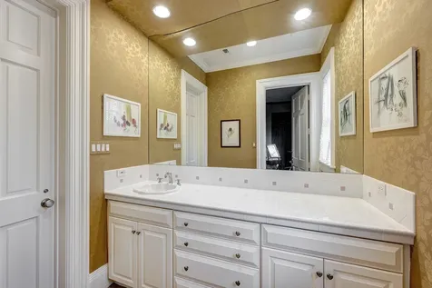 3653 Inverness Drive Houston TX 77019