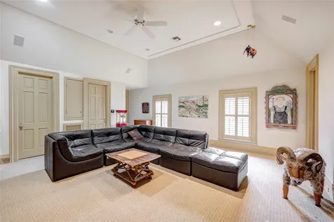 3653 Inverness Drive Houston TX 77019